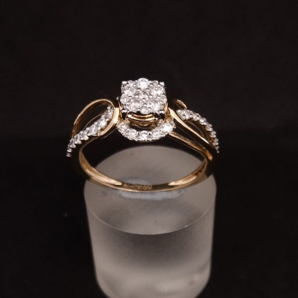 0.14 CT 3.40 MM Brilliant Cut light Yellow Round Diamond For Engagemen –  JayKrishna Diamond